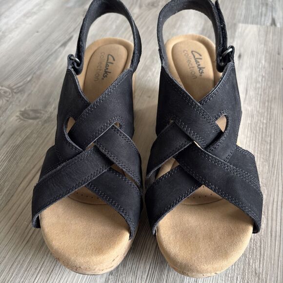 Clarks Women's Collection Wedges Black Sandals US Size 8.5 Comfort - Picture 1 of 10